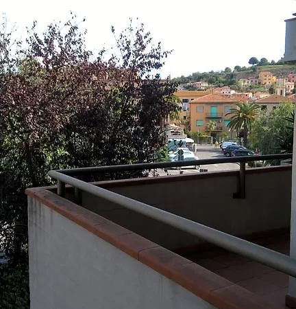 La Colombaia 1. 5/6 Beds דירה
