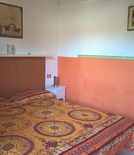 La Colombaia 1. 5/6 Beds Porto Azzurro